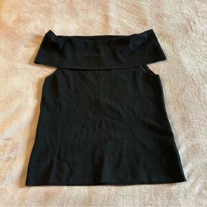 NWOT WHBM black off the shoulder short sleeve stretch top size M